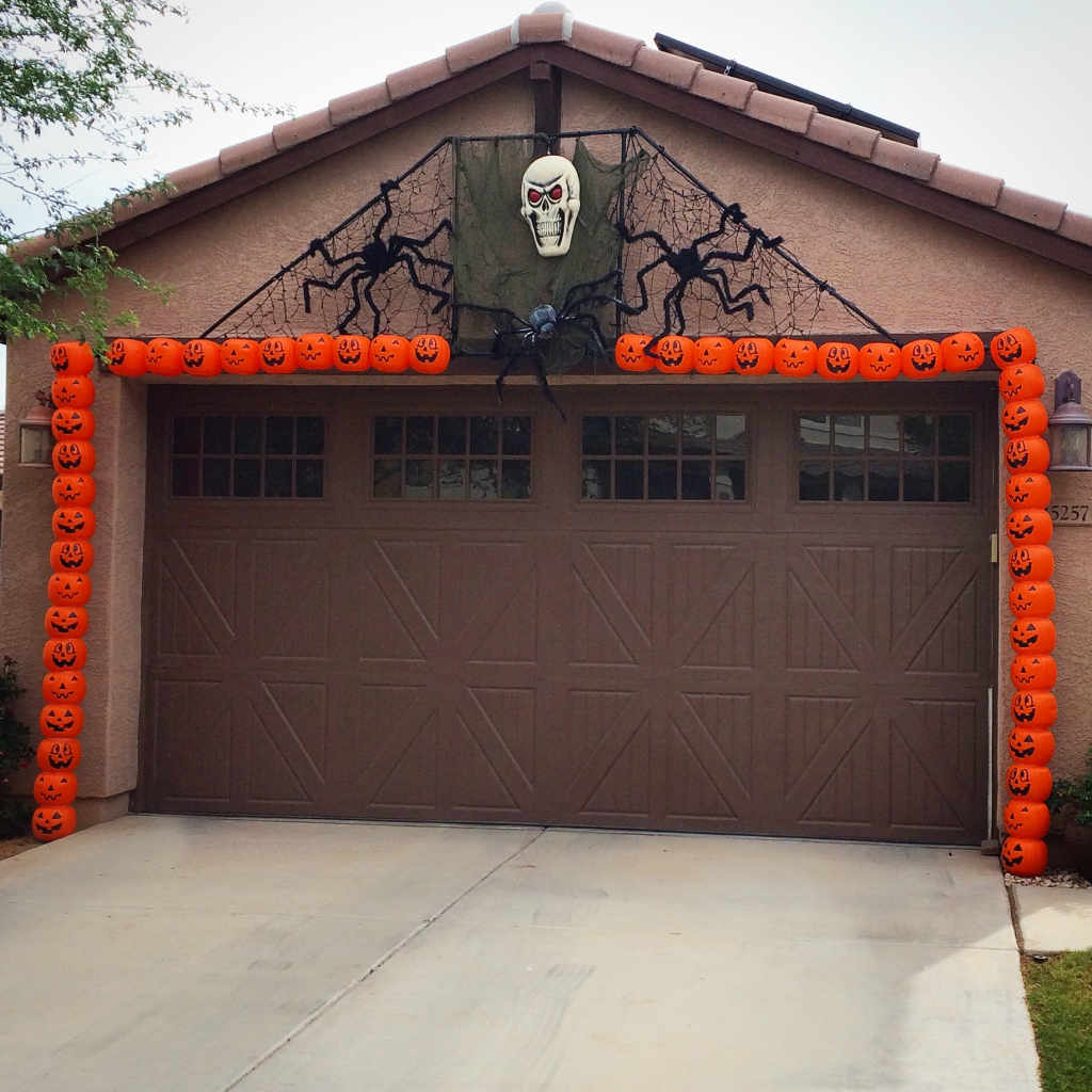 jumbo pumpkin garland