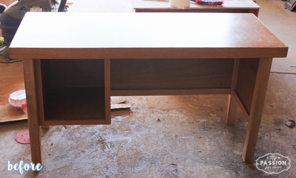 White and Gray French Poem Desk Before